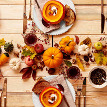 Load image into Gallery viewer, Two's Company Heirloom Set of 4 Embossed Pearl Edge Dinner Plates