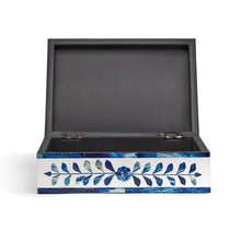 Load image into Gallery viewer, Two's Company Set of 2 Jaipur Palace Blue & White Tear Hinged Cover Boxes