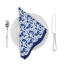 Load image into Gallery viewer, Two&#39;s Company Blue Floral Set of 4 Scalloped Edge Trim Napkins
