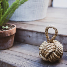 Load image into Gallery viewer, Two&#39;s Company Marseille Knot Jute Door Stopper
