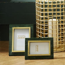 Load image into Gallery viewer, Two&#39;s Company Aventurine Green and Gold Set of 2 Photo Frames
